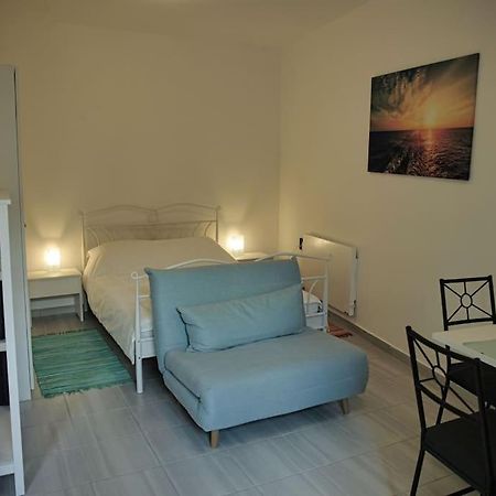 Studio Apartman Gajba In City Center Zagabria Esterno foto